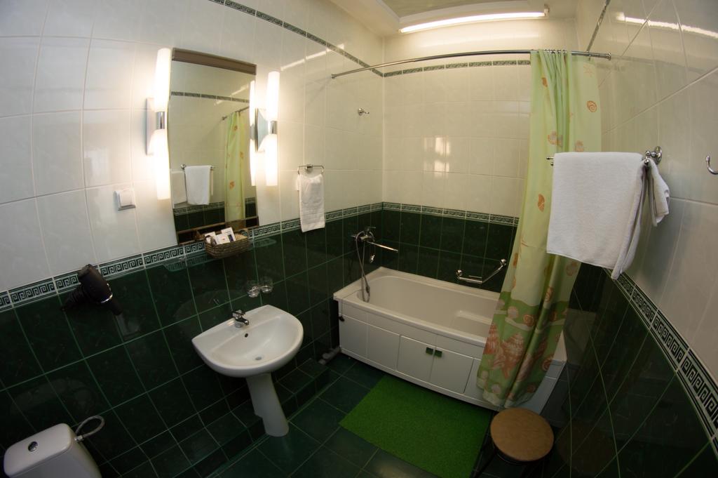Hotel Vesta Brest Extérieur photo