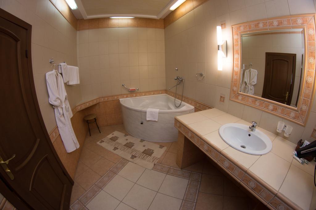 Hotel Vesta Brest Extérieur photo
